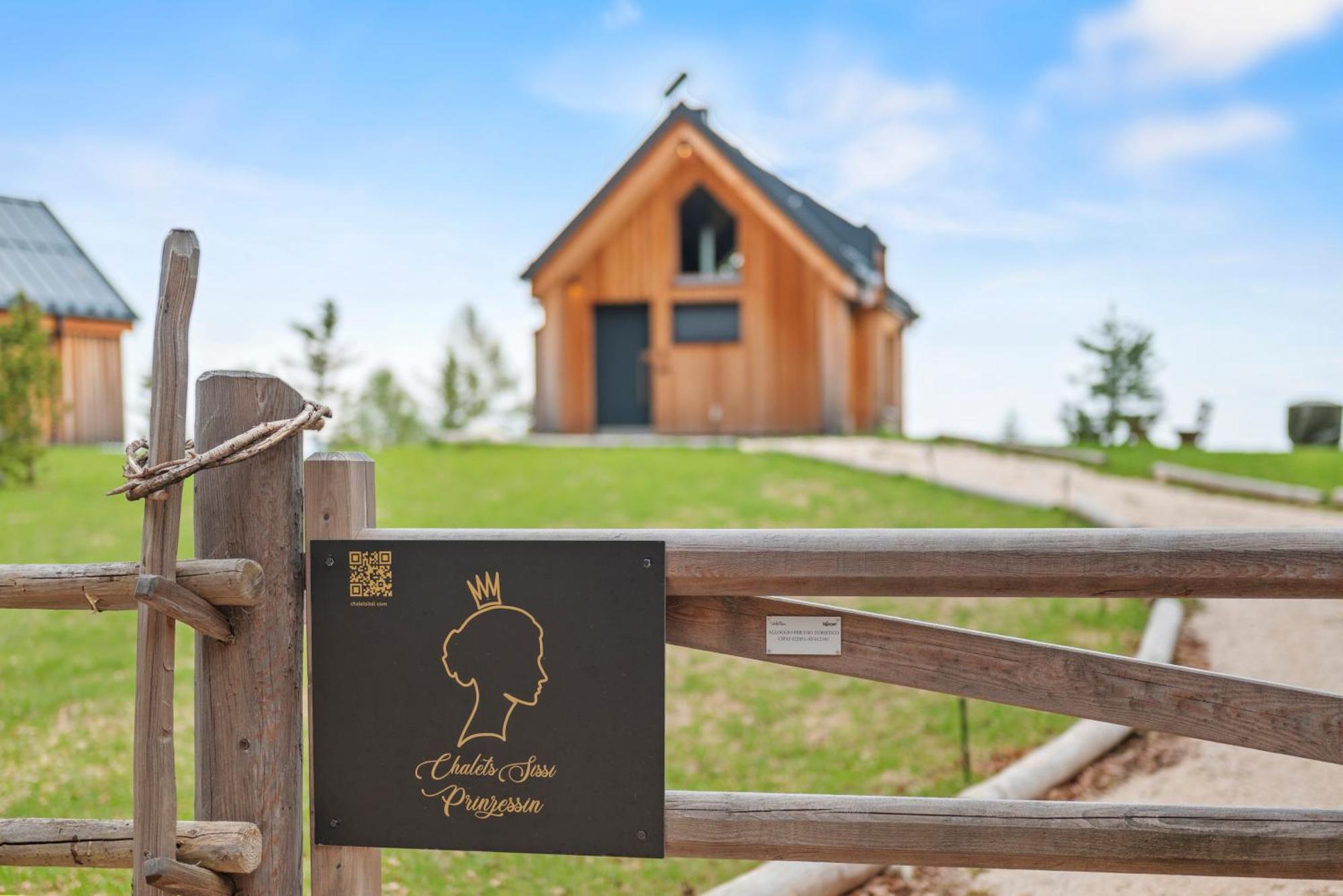 New Opening "Sissi Chalets" - Unique Luxury Hideaway With Mountain View & Sauna Mendola Exteriér fotografie